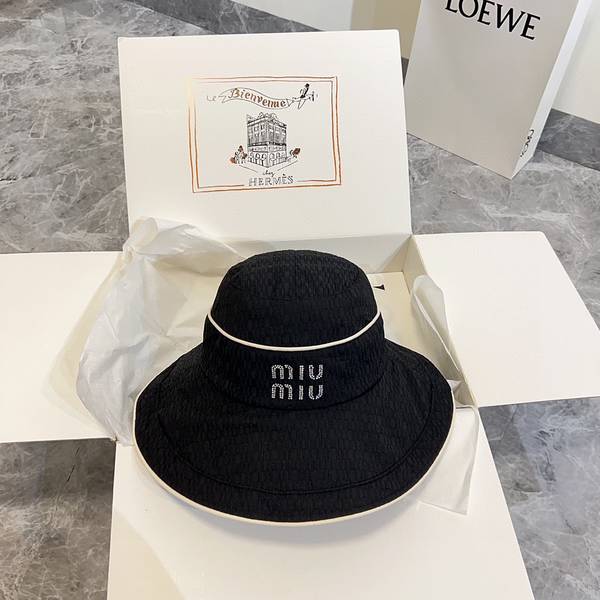 Miu Miu Hat MUH00104